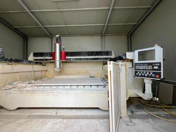 working-centre-for-stone-cnc-campagnola-&-fedeli-morphè-secondhand